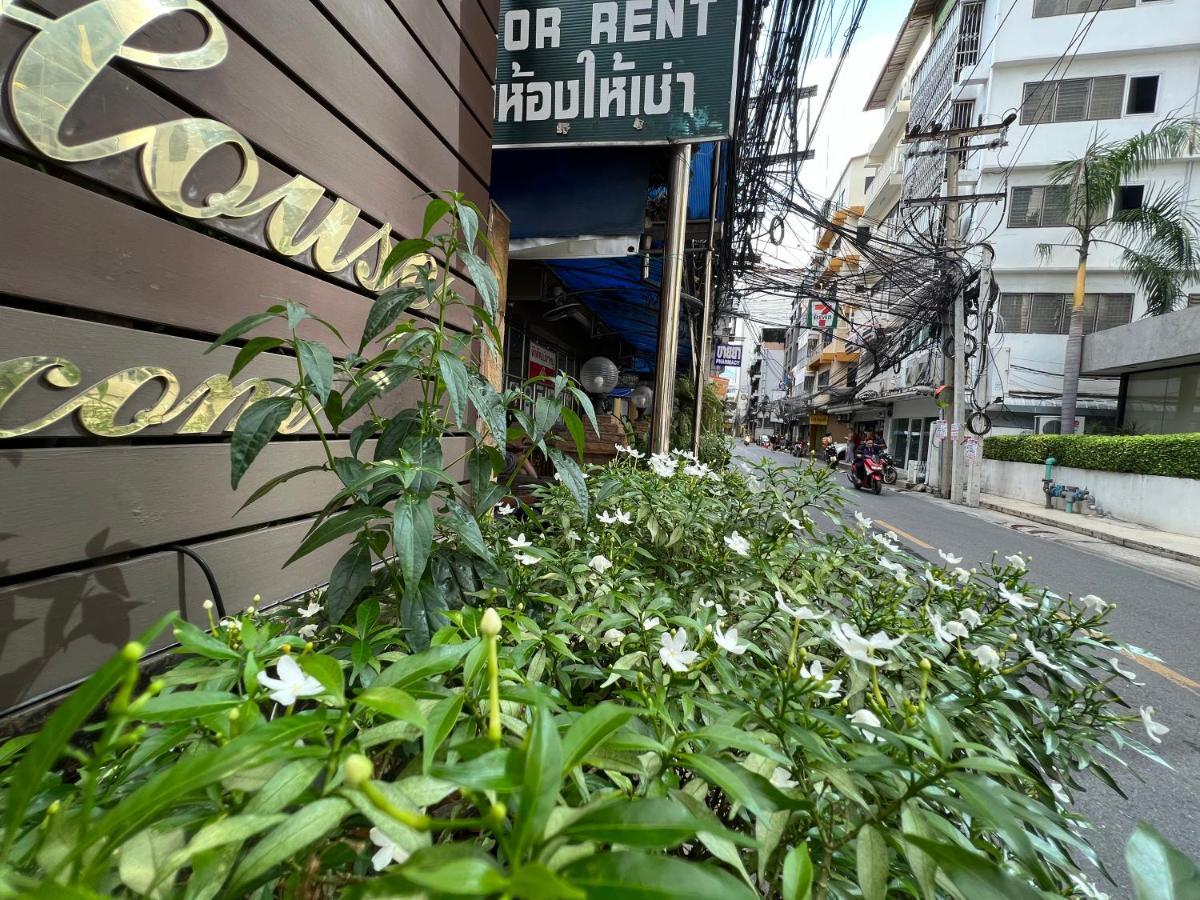 Thaiphiphat House Bangkok Eksteriør billede