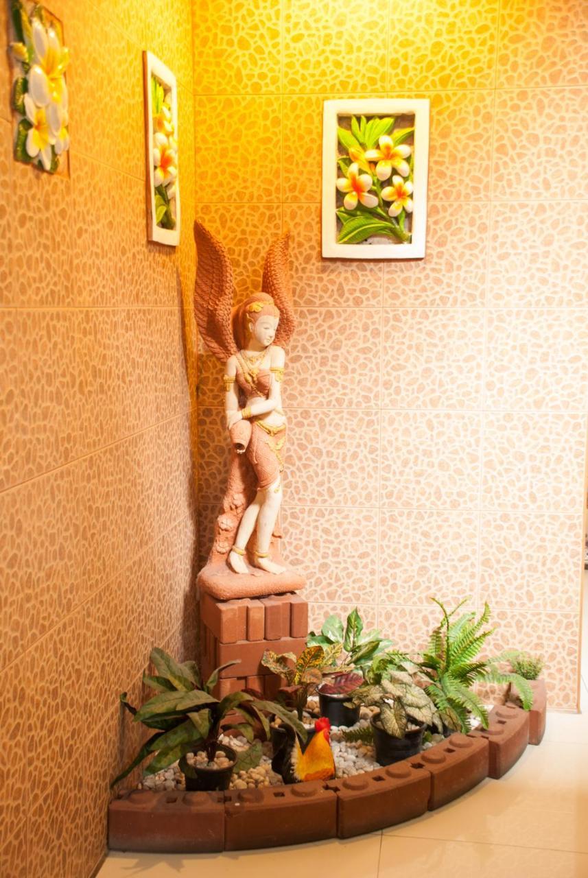 Thaiphiphat House Bangkok Eksteriør billede